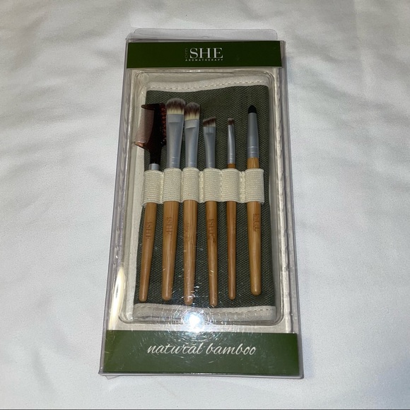 SHE Aromatherapy 7 Piece Makeup Brush Set, NWT - Picture 1 of 2